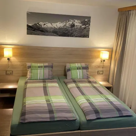 Arcadia Appartement-fewo 6-bettwohnung Allalin By Interhome Saas-Grund